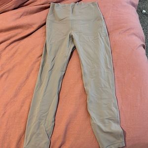 Lululemon cropped high rise